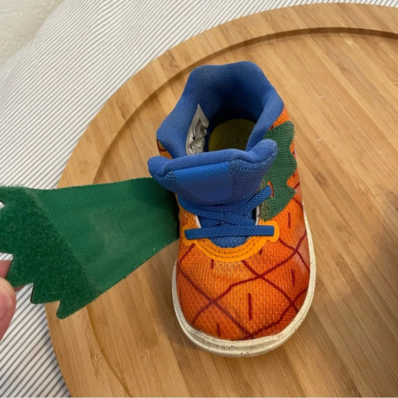 Nike Kyrie 5 Spongebob Toddler 6T Basketball Shoes Orange Pineapple House - Picture 7 of 10